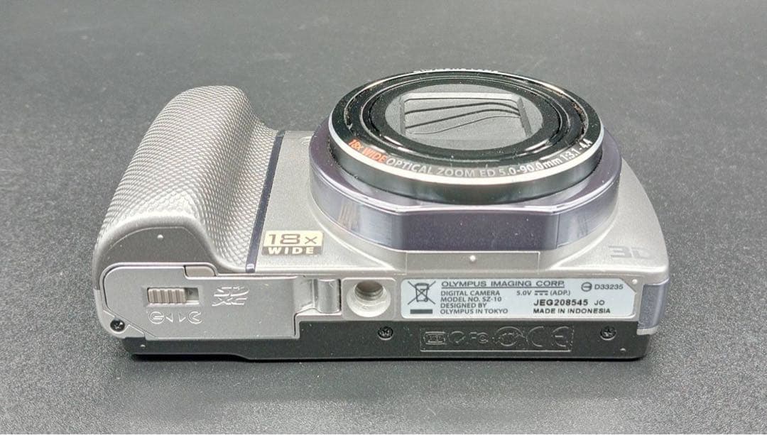 OLYMPUS SZ-10 デジカメ 本体・バッテリー・USBケーブル付き