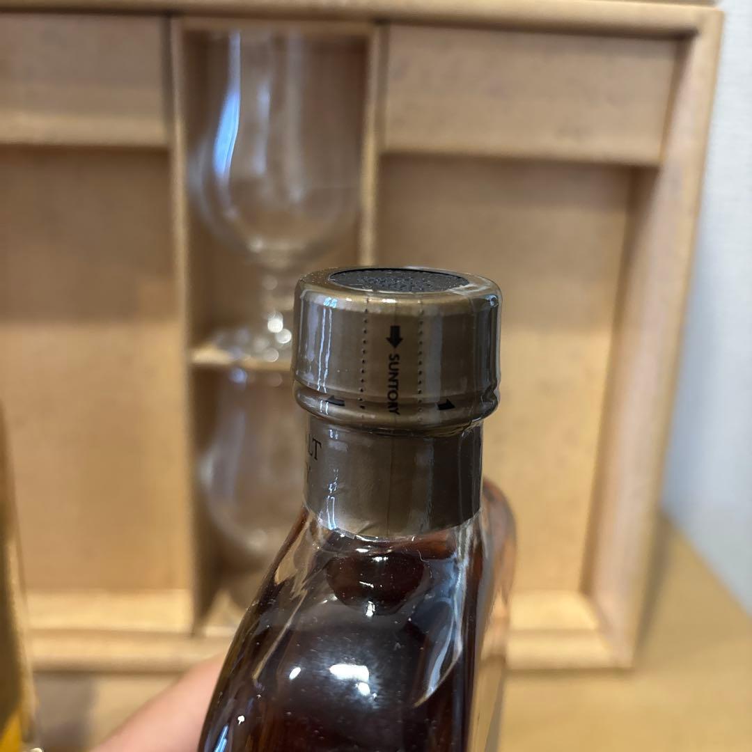 サントリーピュアモルトウイスキー　木桶仕込&古樽仕上　300ml、2点セット箱付
