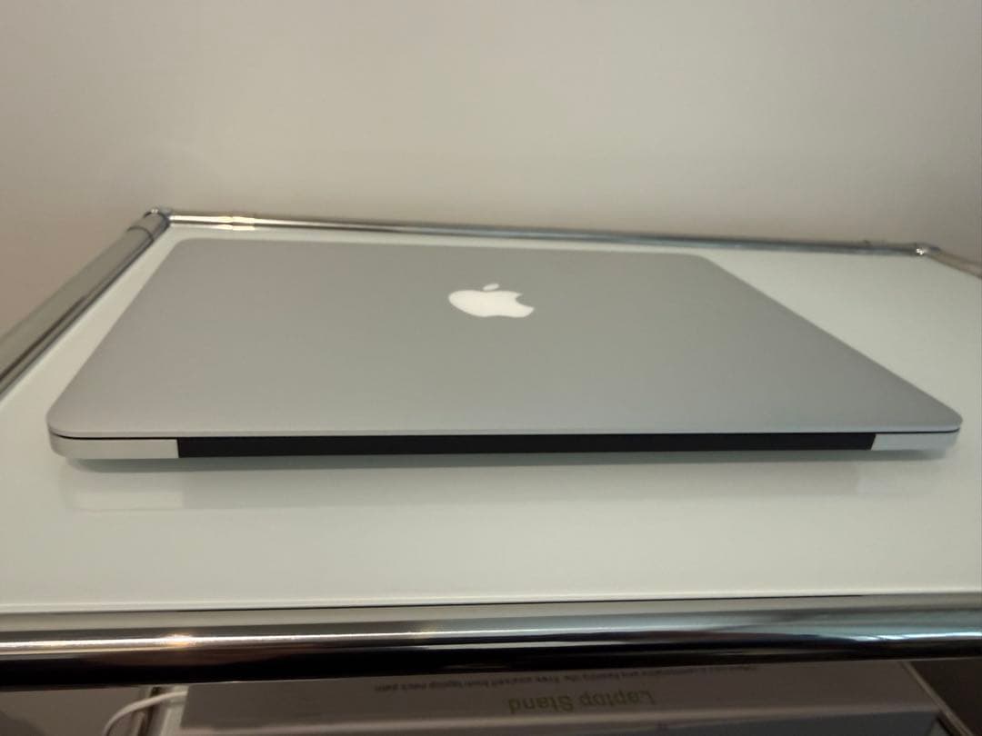【渡辺】MacBook Pro 13インチ / 256GB / 2016年