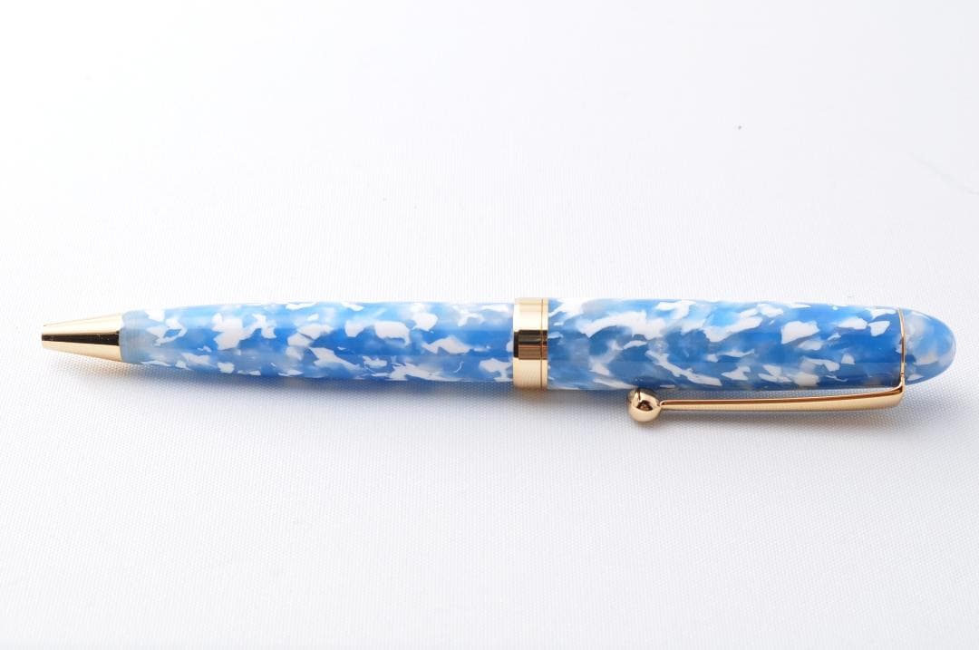 新品✨ ハンドメイド　ボールペン 大西製作所 手作り 【空色】