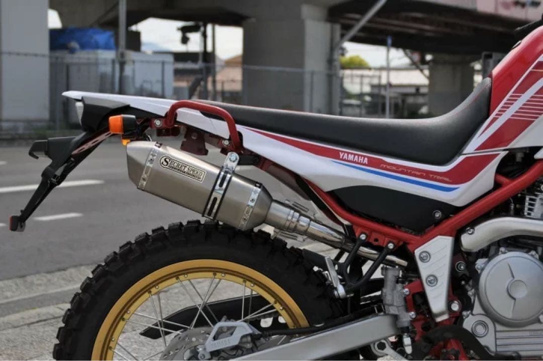 専用ヤマハ セロー250 トリッカー ソリッド異形 スリップオン SUSマフラー
