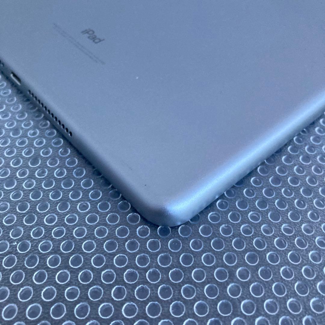3592【早い者勝ち】外観美品☆iPad6第6世代 128GB WIFIモデル☆