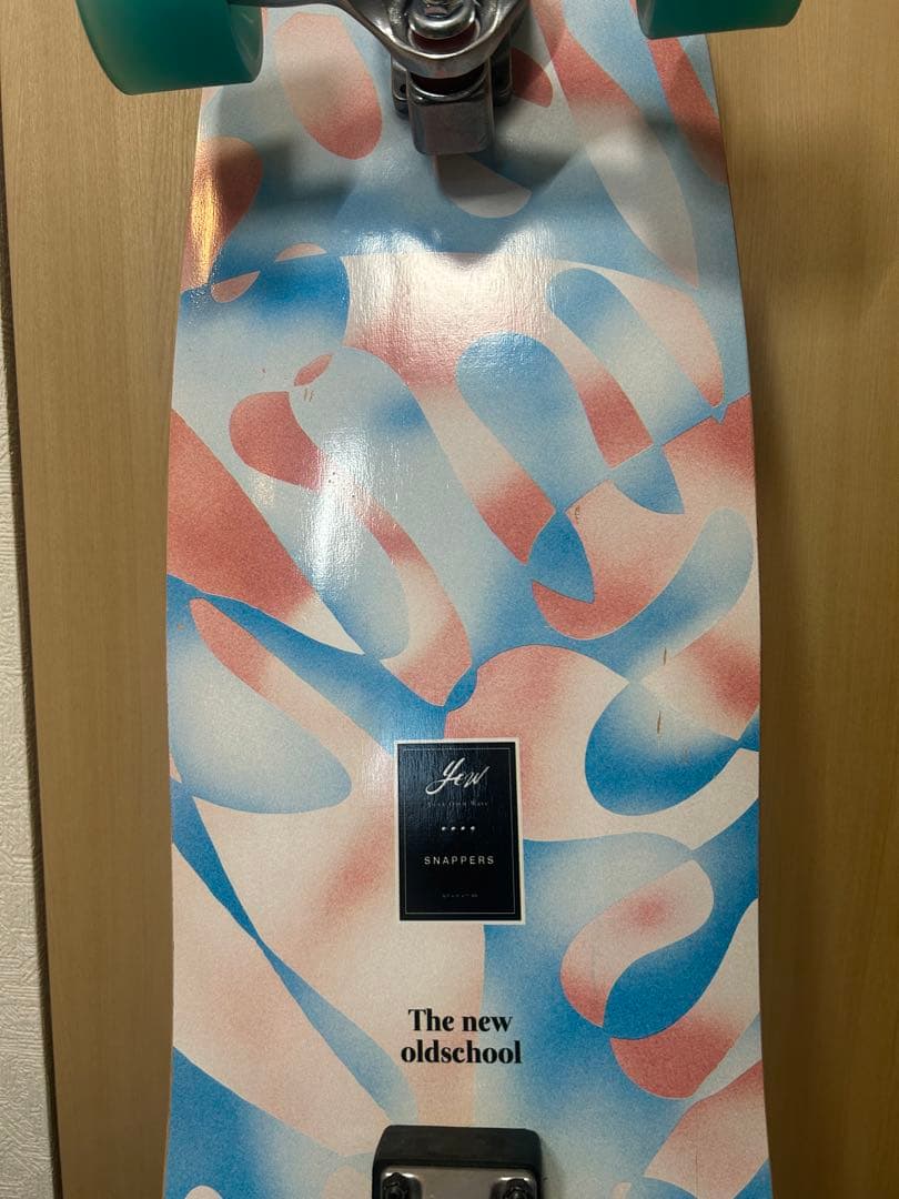 【美品】サーフスケートボード　YOW ムラサキスポーツ　サーフスケート