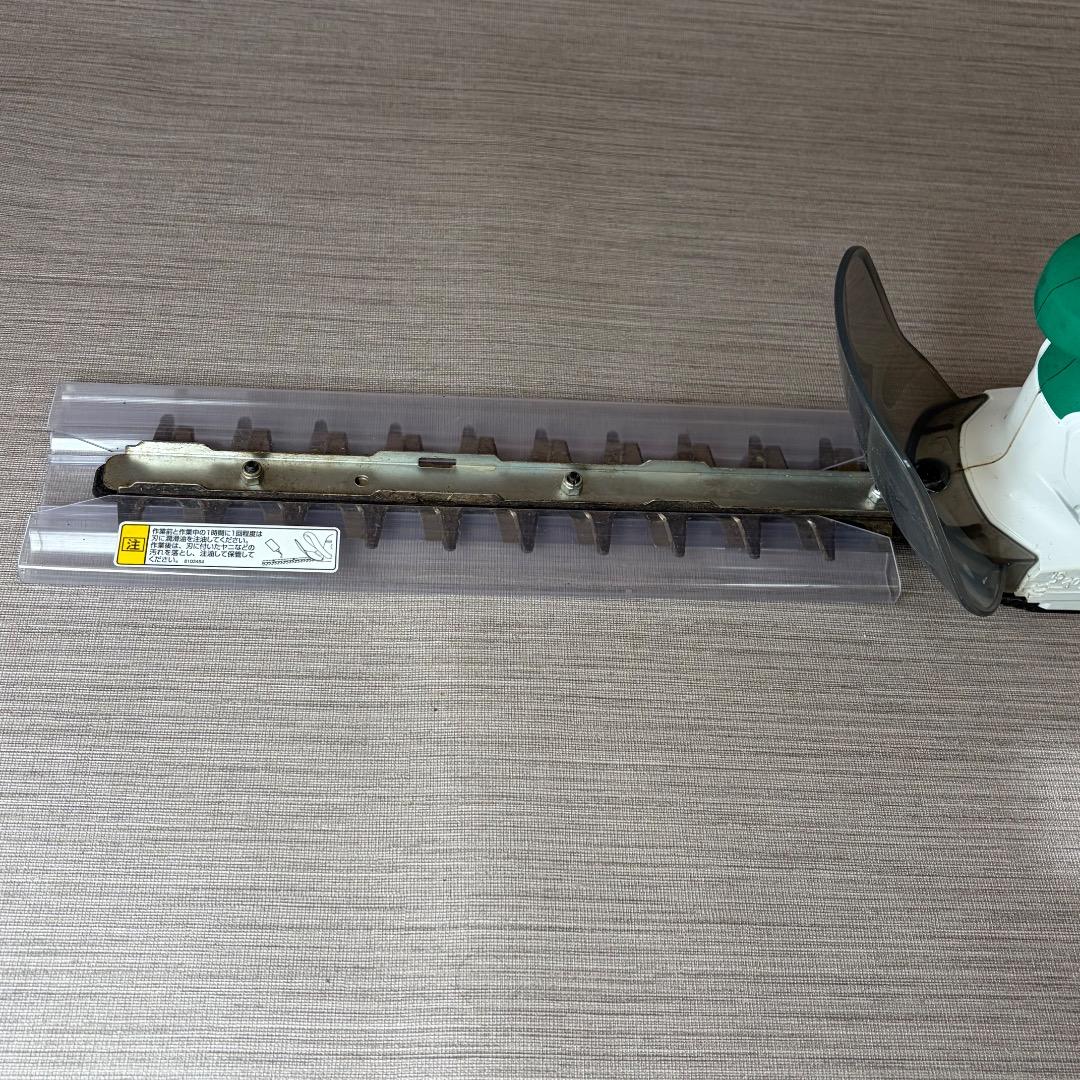 Makita MUH264DSH 芝刈り機 バリカン 充電器 バッテリー 替刃