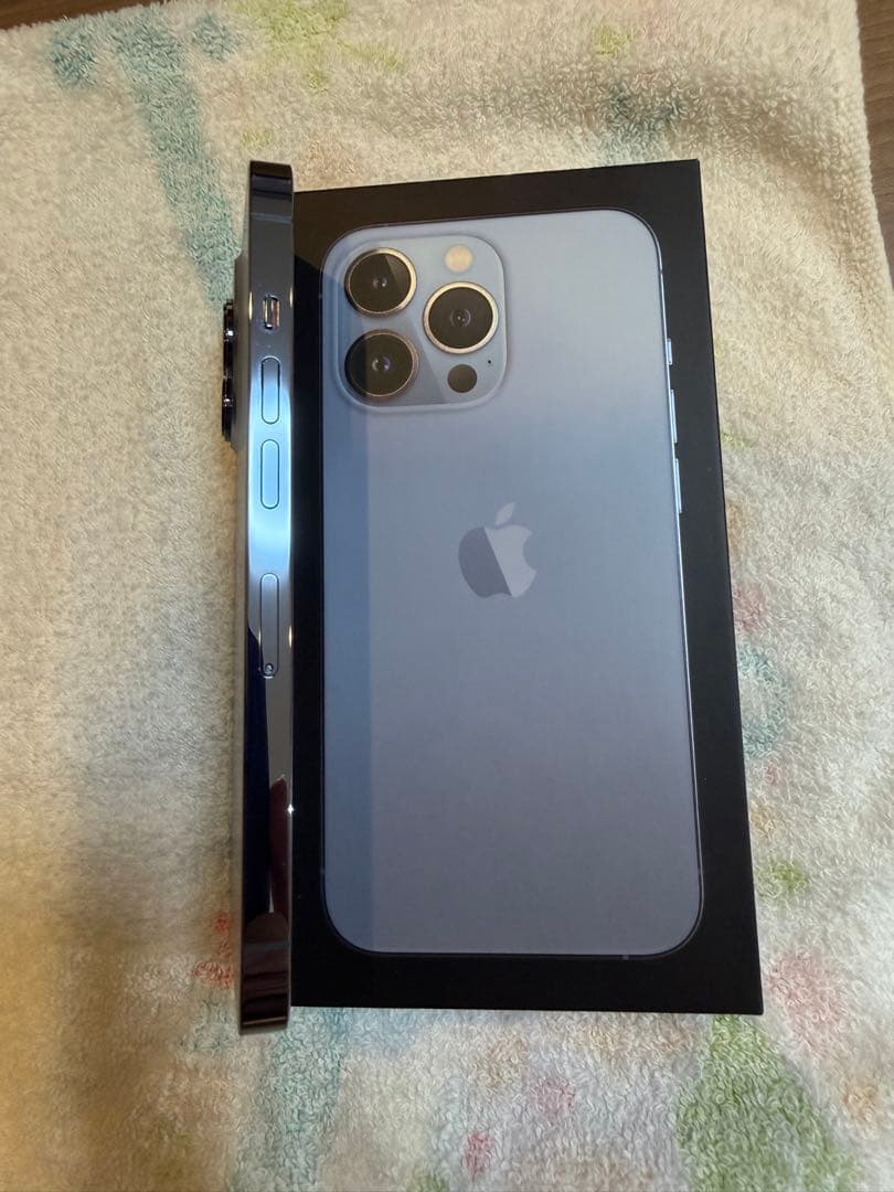 Apple iPhone 13 Pro 512GB 本体 シエラブルー　美品
