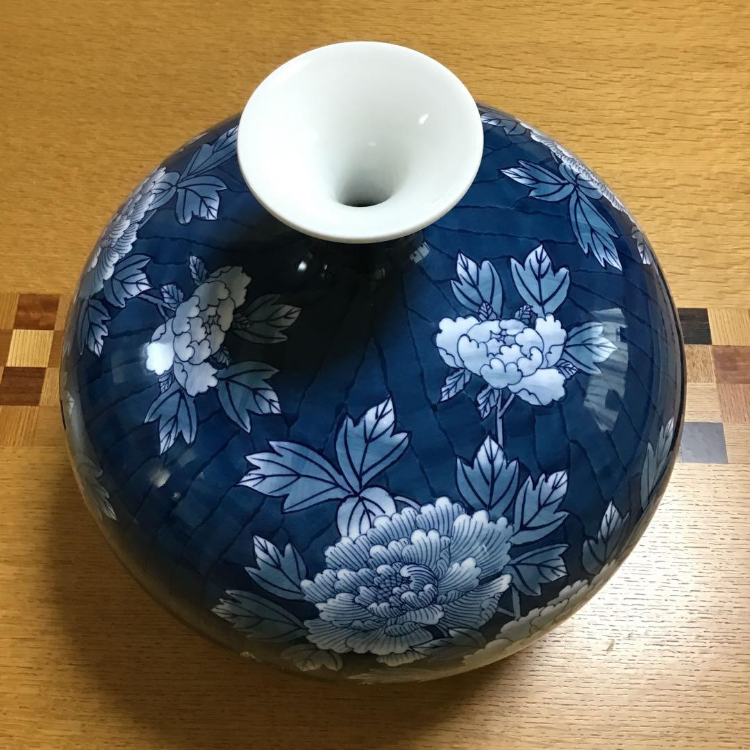 有田焼　藤井勝雲窯　染付牡丹花瓶