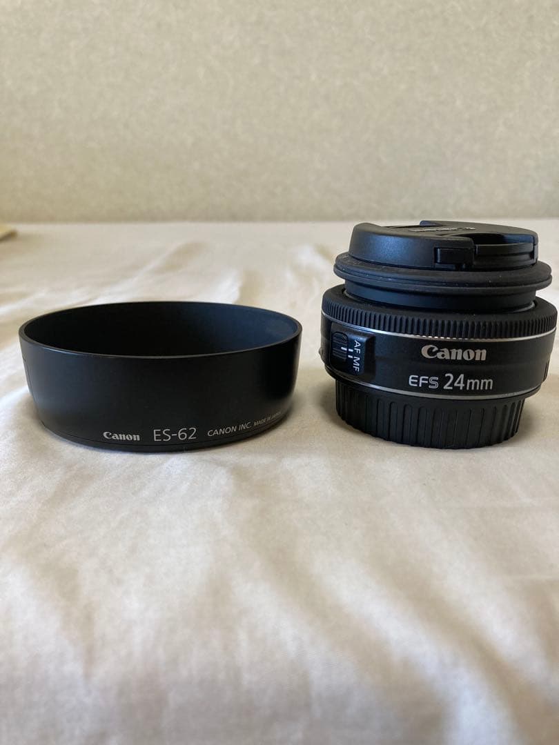 Canon EFS 24mm 単焦点広角マクロレンズ レンズフードES62付き