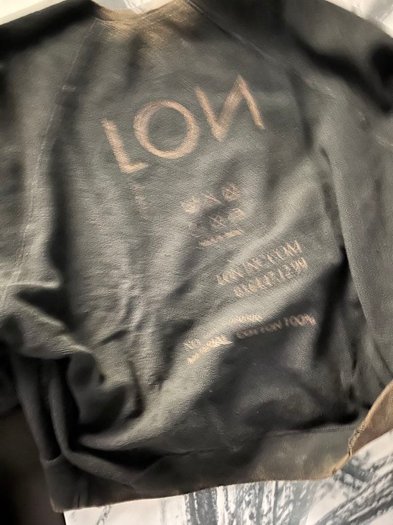 LON ♡TOW SIDE SWEASHIAT KHAKI完売