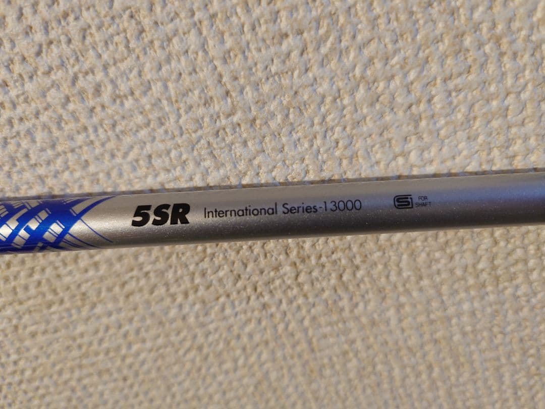 ゴルフシャフト アッタスキング　キャロウェイスリーブ付き　5SR（ドライバー用）