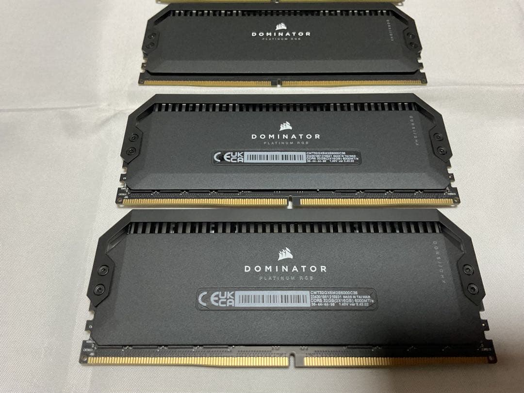 CORSAIR DOMINATOR PLATINUM RGB 64Gセット