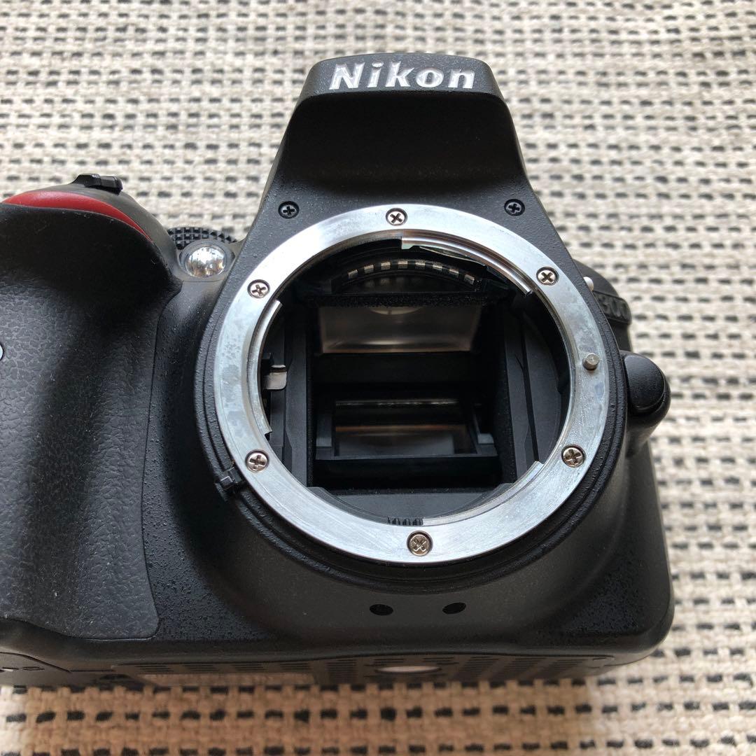 【ジャンク品】Nikon D3300 デジタル一眼レフカメラ のみ バッテリー無