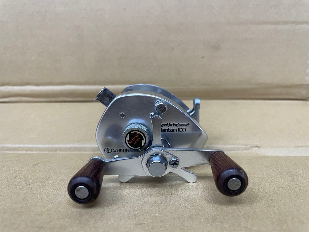 シマノ SHIMANO Bantam100 バンタム100ベイトリール シルバー