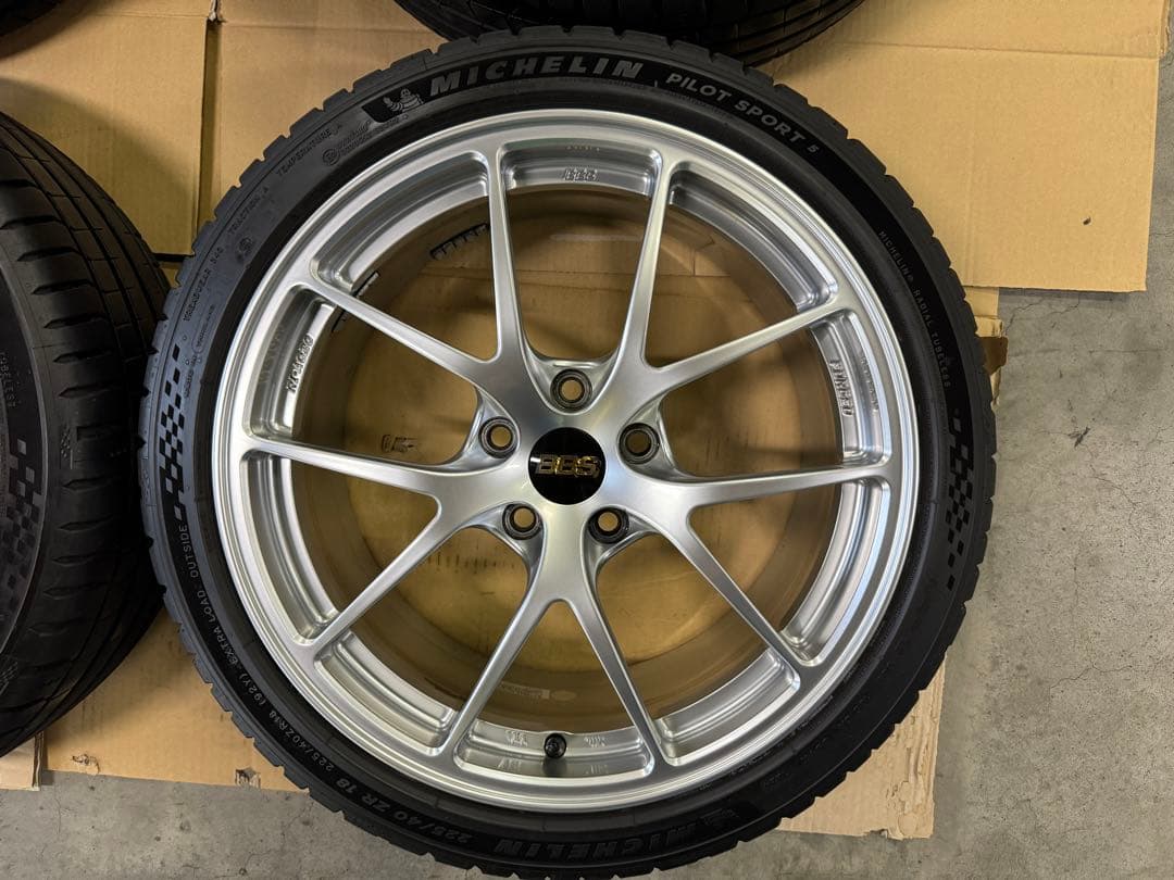 aki　美品！　BBS RI-A 030 PS5付き 18インチ4本セット