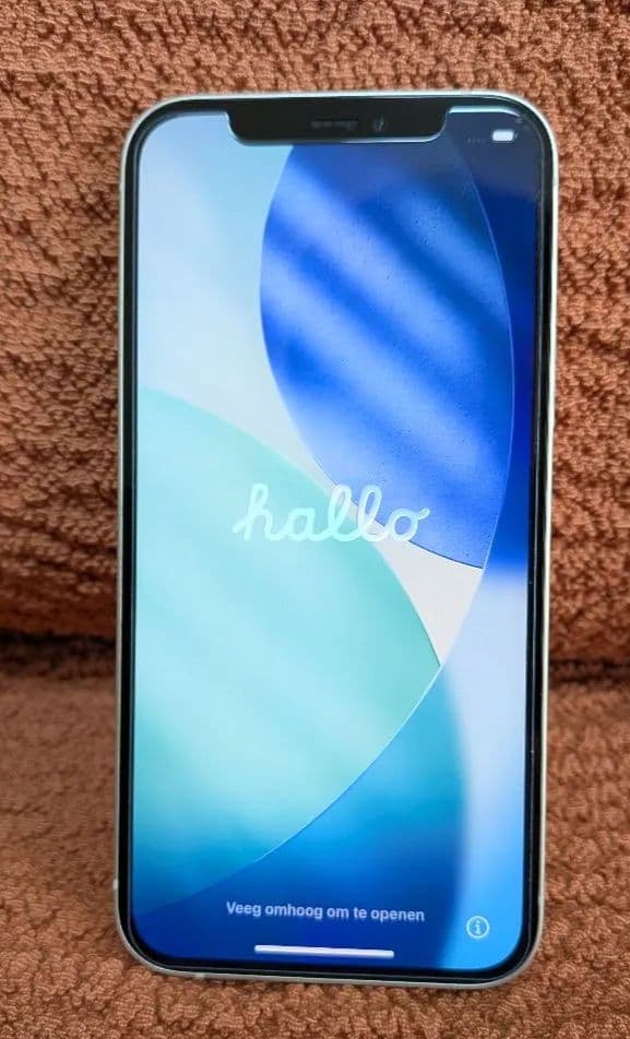 【美品】iPhone 12 ホワイト 本体64GB 箱ケーブル付 90%