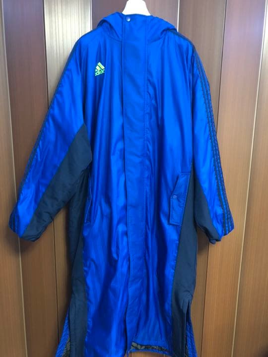 adidas ベンチコート