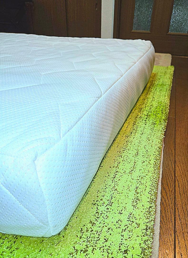 【高品質】【雲のやすらぎ】マットレス(セミダブル)