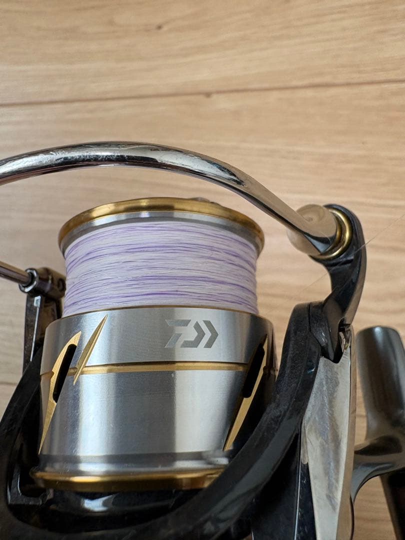 【中古】DAIWA ダイワ ルビアスFC LT2000S