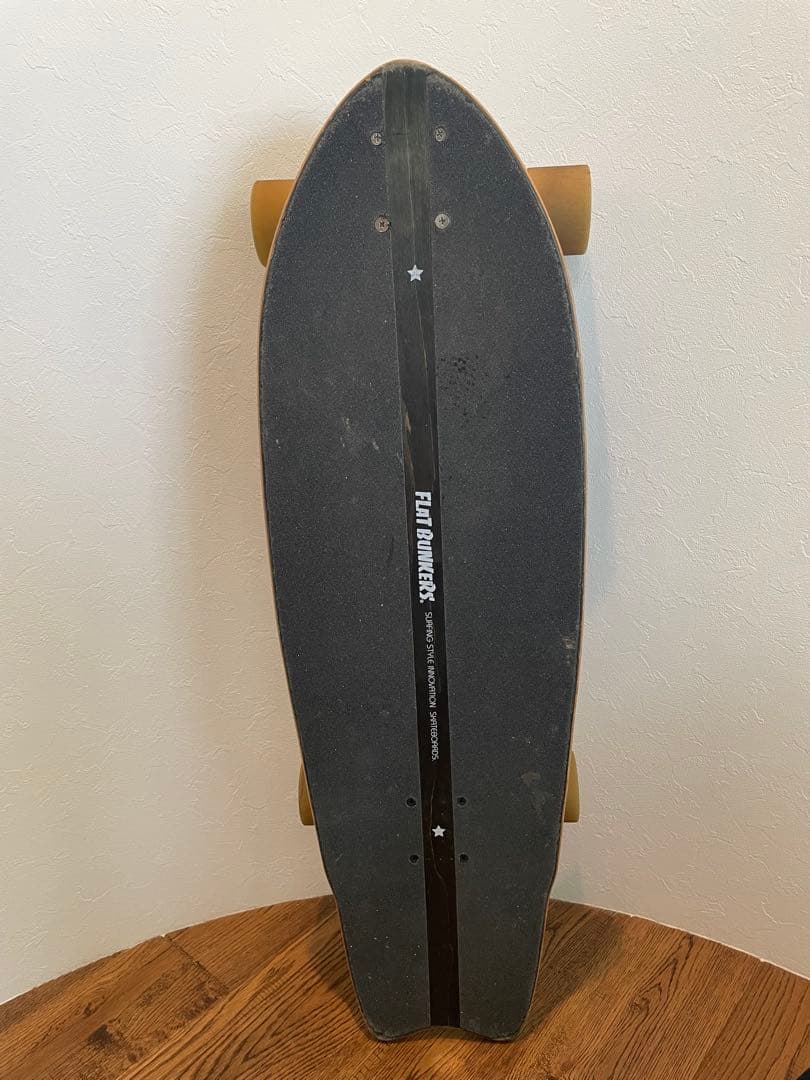 FLAT BUNKERS　フラットバンカーズ　ドライブマシーン　サーフスケート