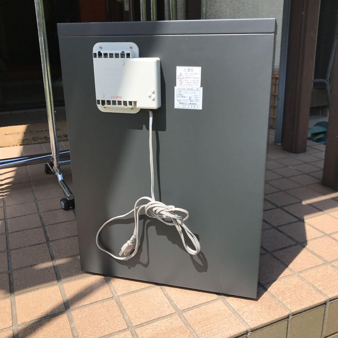 カメラ保管庫