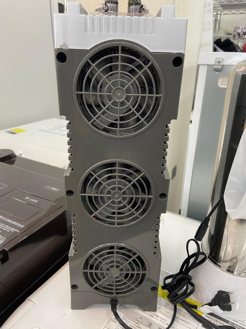 テトラ クールタワー ＣＲ−ＮＥＷ対応水60リットル 水槽用クーラー ペルチェ式