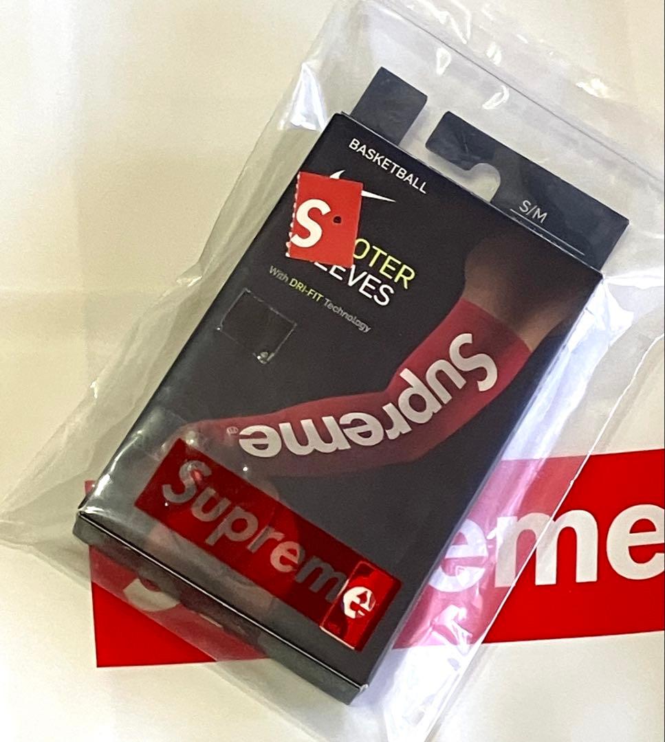 Supreme®︎ × NIKE®︎ SHOOTER SLEEVES Red/SM