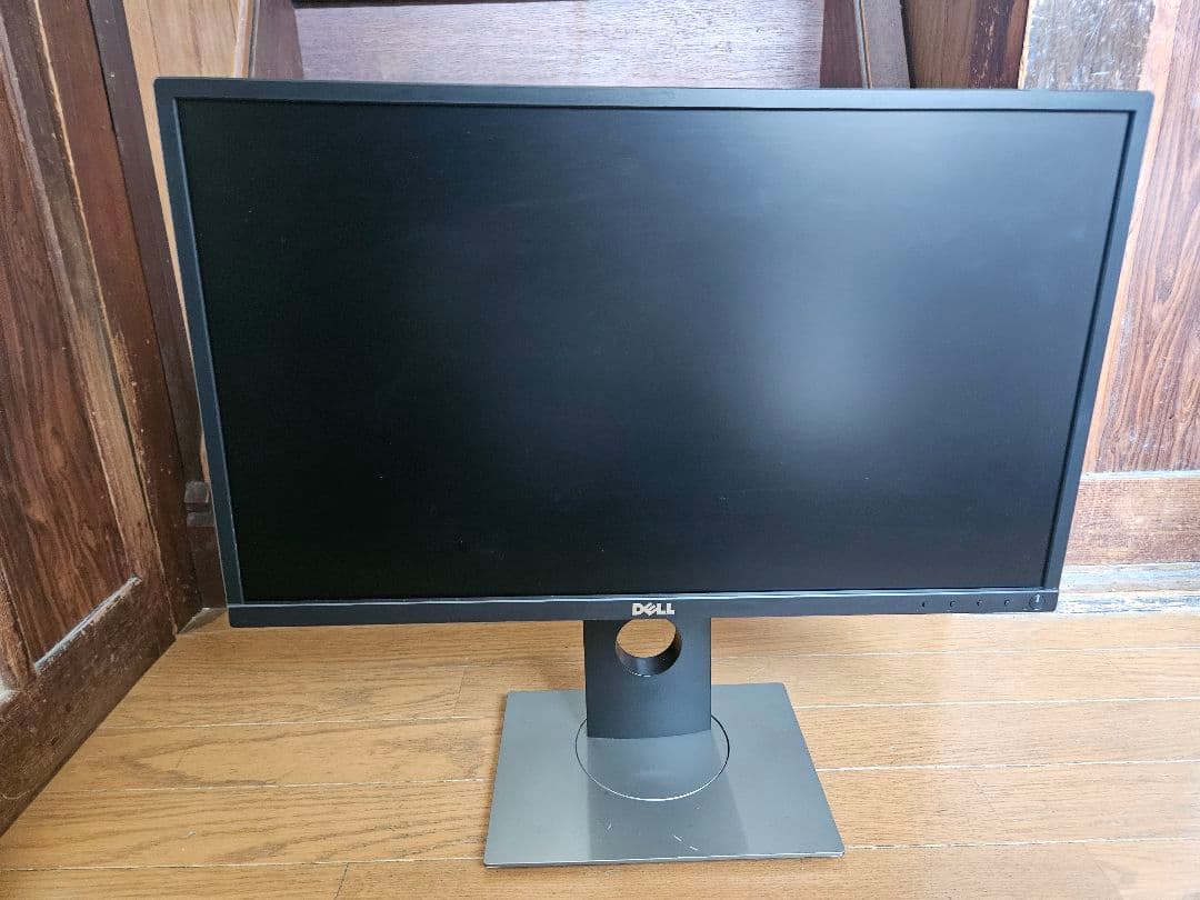 【中古品】DELL 23インチ IPSパネル モニター 本体