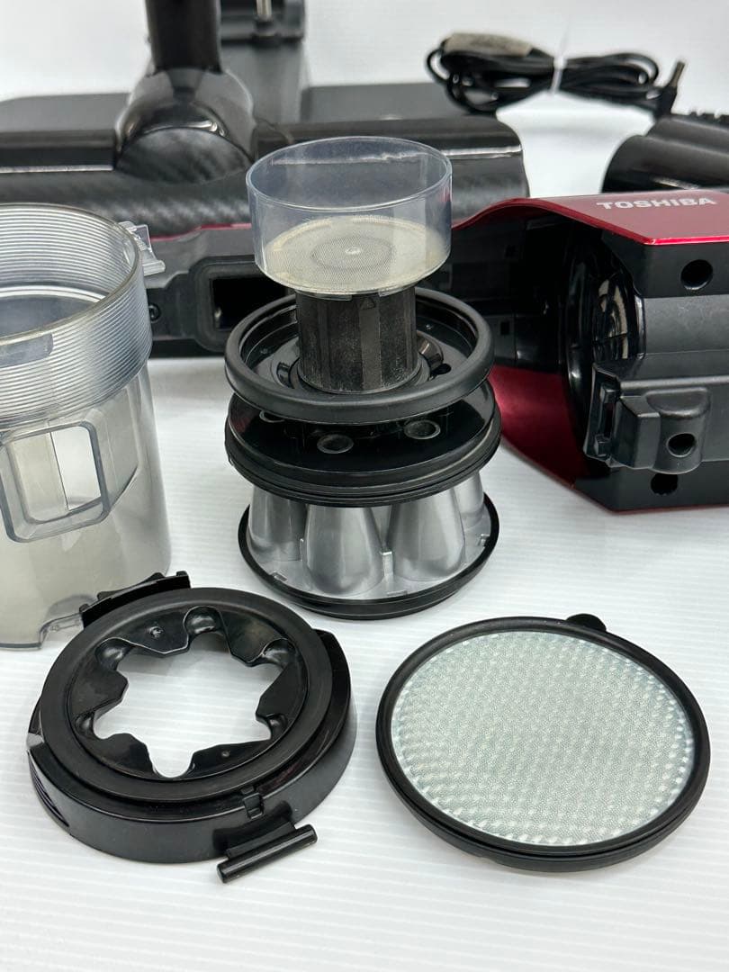 VC-CLX50 東芝　コードレス 掃除機　セット　中古　スティック　赤