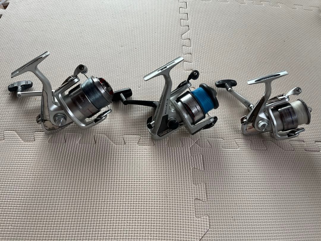 ダイワスピニングリール4000×2機 2500まとめ売り