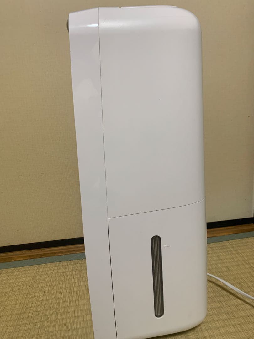 美品　2023年製/SHARP 除湿機 CV-N71