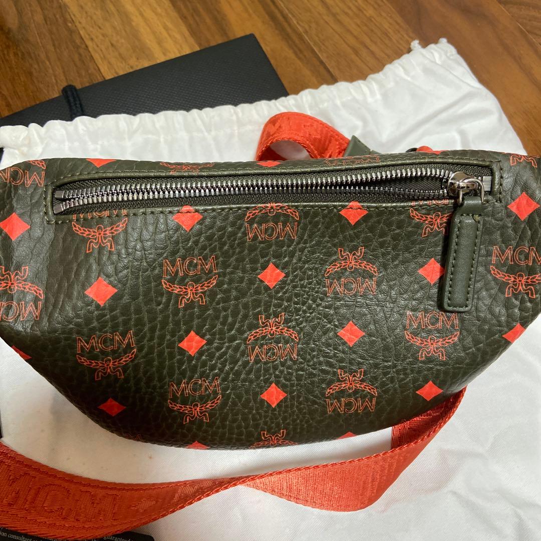 MCM エムシーエム ウエストバッグ オリーブ グリーン