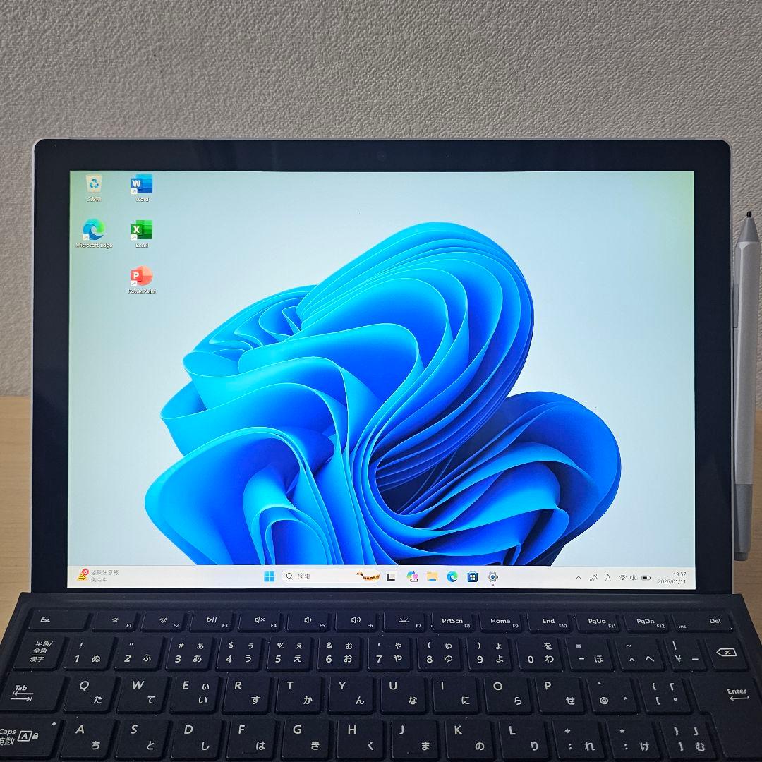 Surface Pro 7／Core i5 10世代／純正ペン サービス