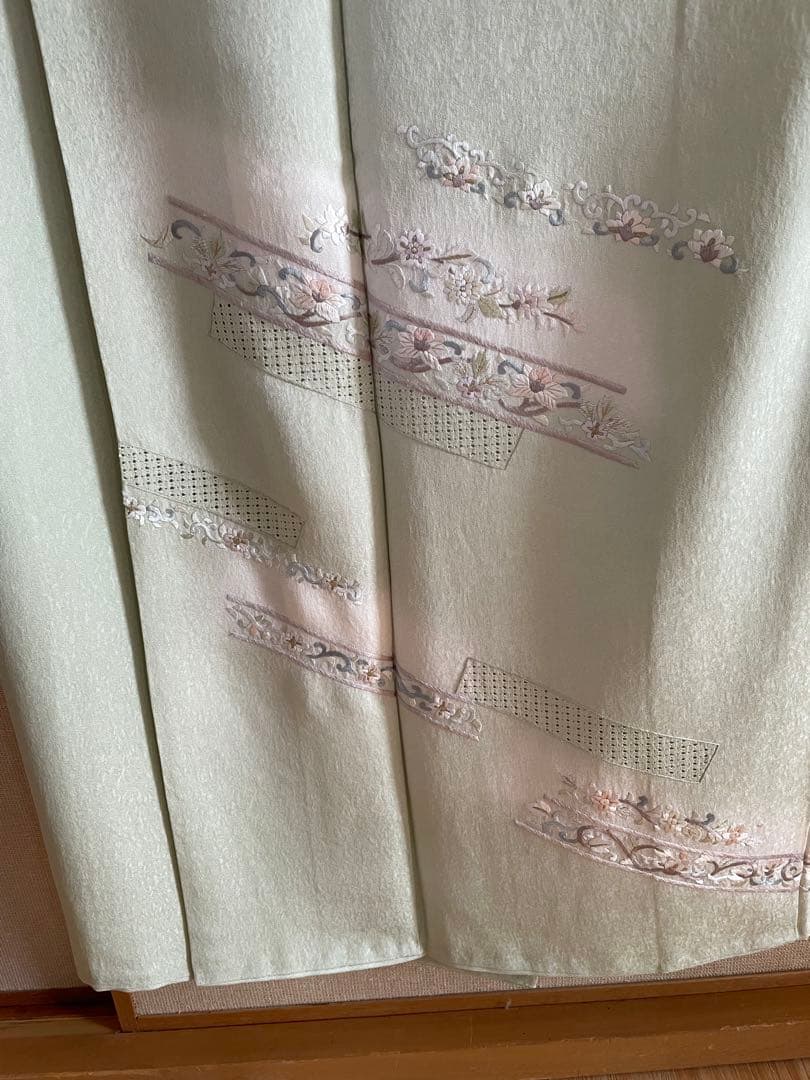 正絹 付け下げ汕頭刺繍 袷 裄丈69.5 身丈171 トール身幅広 ガード加工