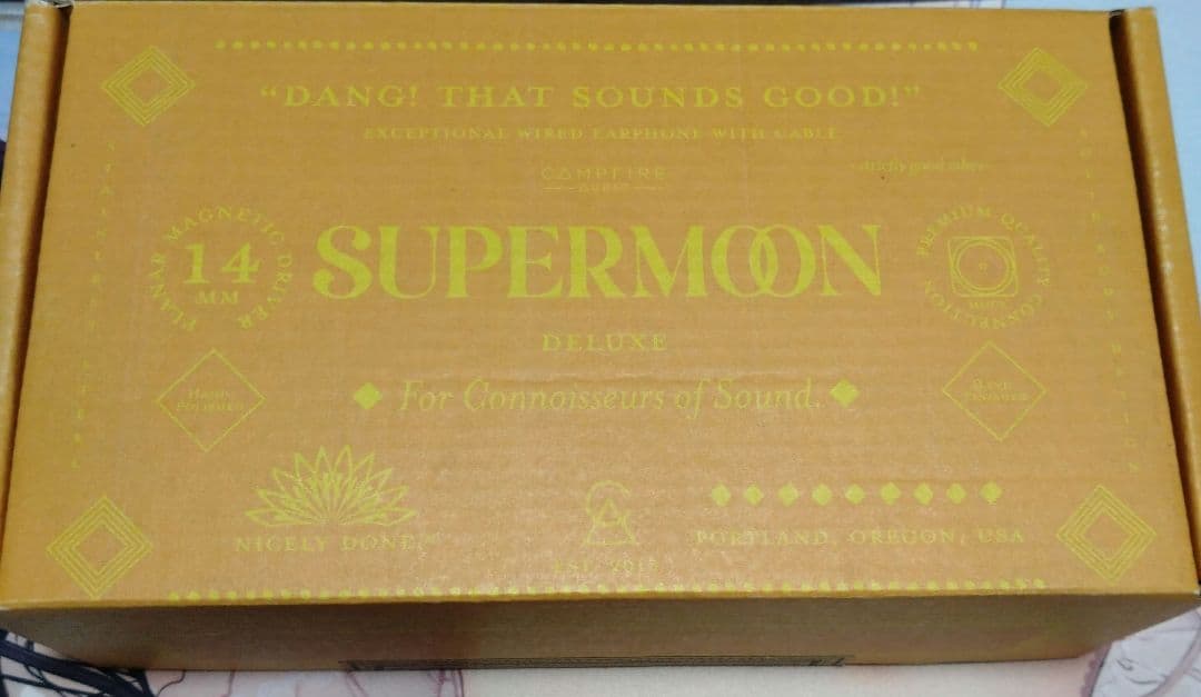 イヤホン CAMPFIRE Audio SuperMoon Deluxepackage