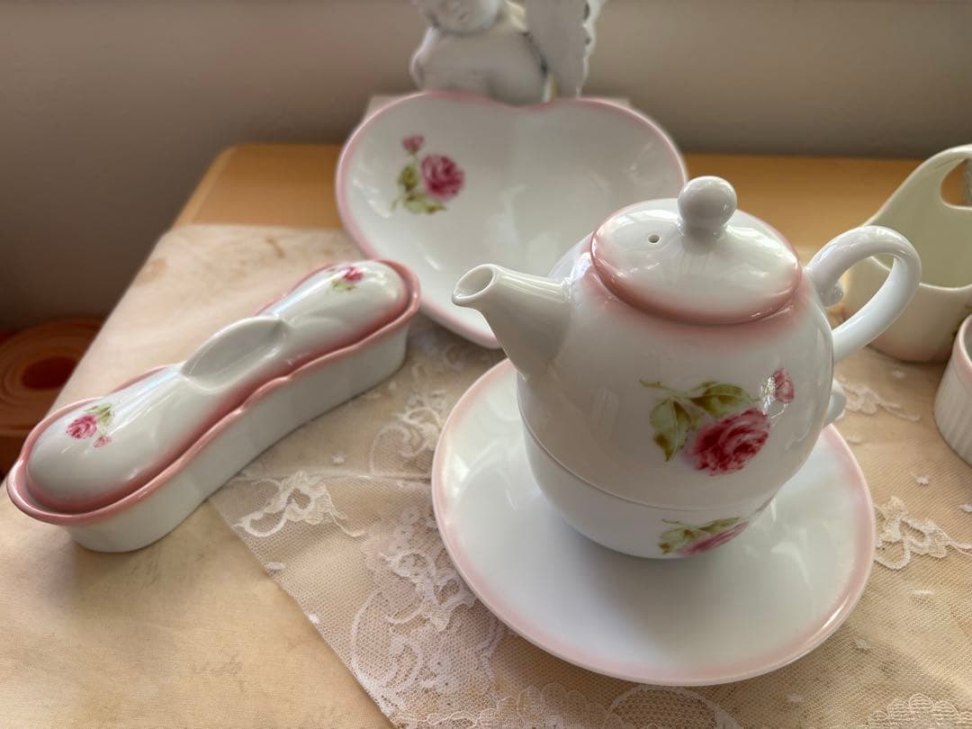 可愛いのが好き♡♡イマン♡イリス♡ティーフォーワン 陶器11点セット 新品