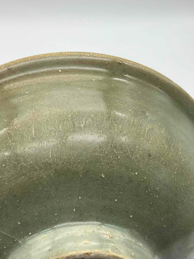 宋から元時代 青磁 龍泉窯暗刻模様弦文碗　鉢　茶碗　唐物　古賞物(E-94)