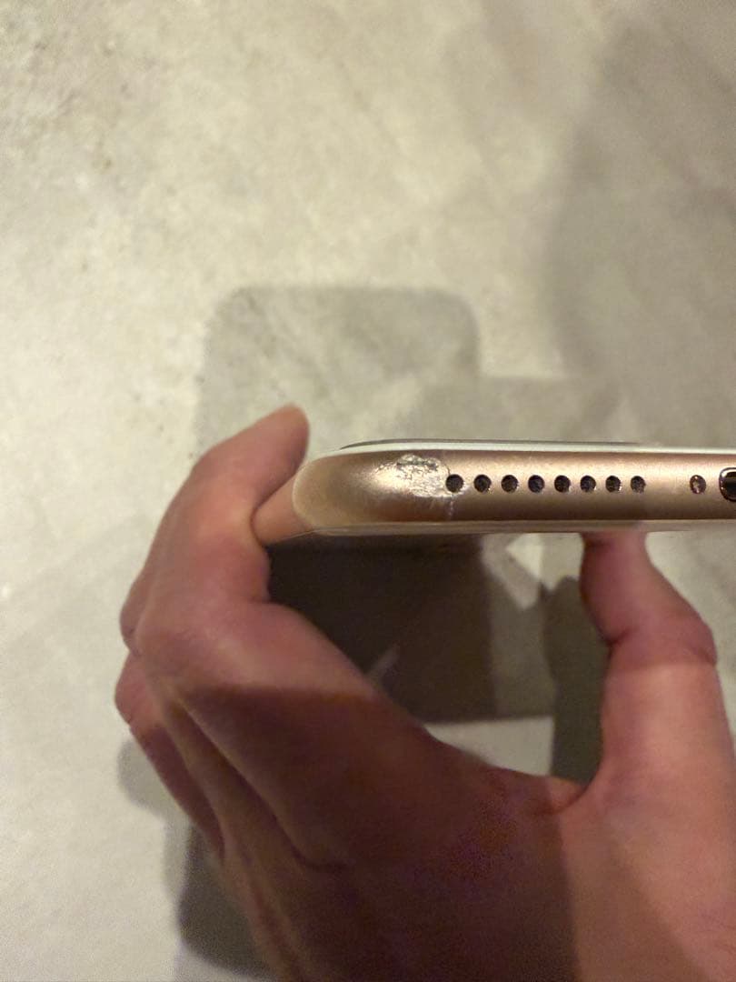 【256GB】Apple iPhone 8 Plus（ゴールド）