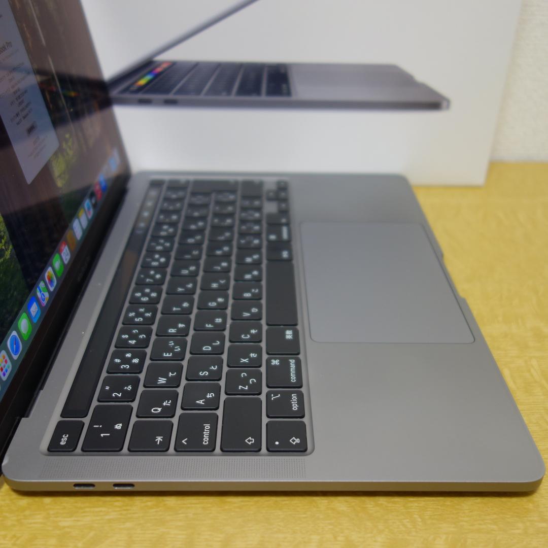 285）MacBook Pro 2020/i5/16GB/256GB/13インチ