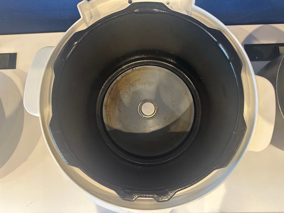 ぶる美　電気圧力鍋6L PC-EMA6-W アイリスオーヤマ 中古