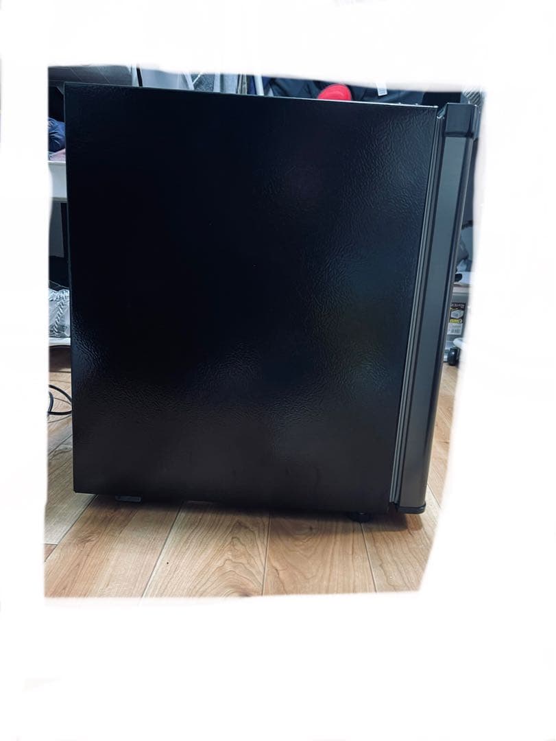 【補助or一人暮らし】コンパクト冷蔵庫_黒1ドア