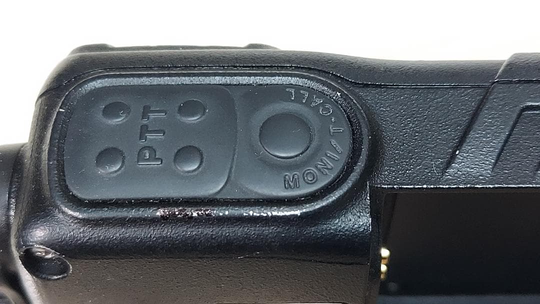 Yaesu VX-6 中古