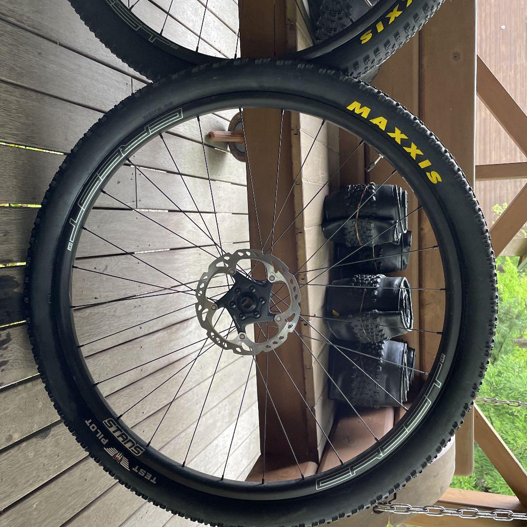 STANS CB7 MAXXIS タイヤセット　タイヤは未使用　元値32万