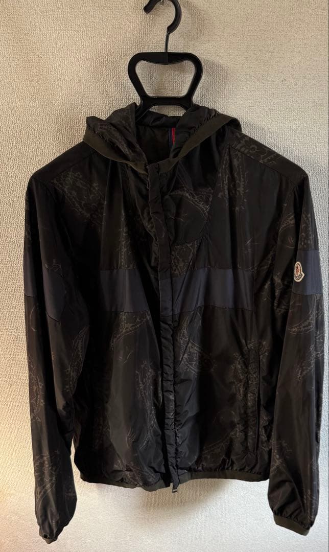 MONCLER ナイロンジャケット フード付き　サイズ1 s相当
