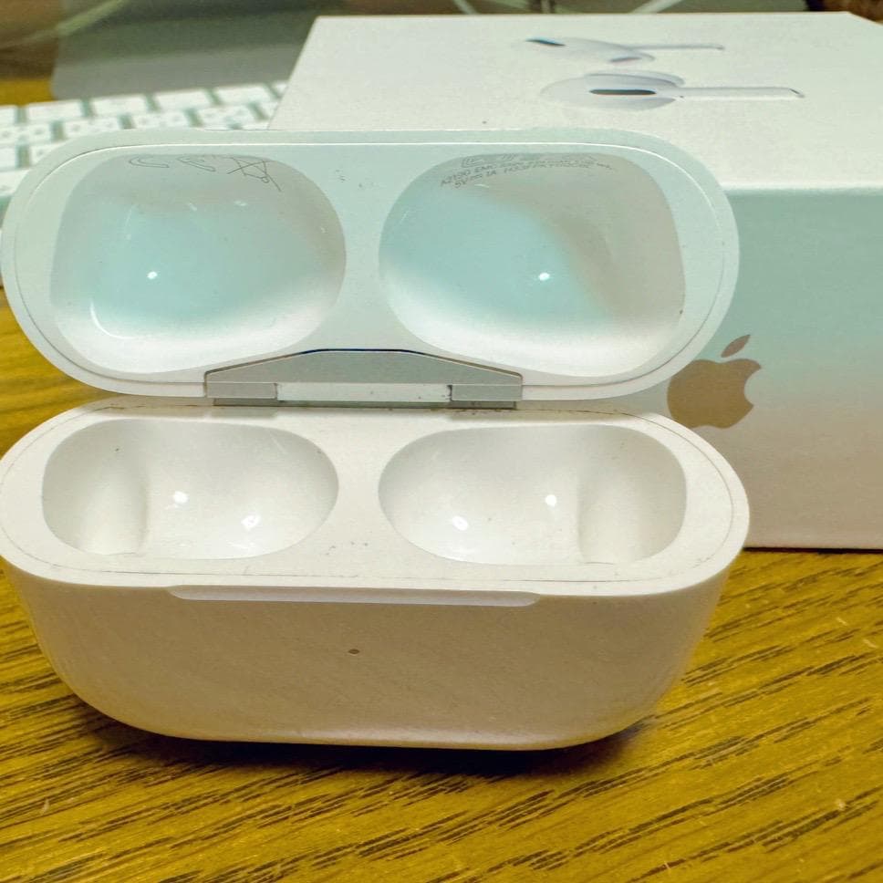 Apple♡AirPodsPro第1世代A2190充電ケース純正品匿名発送