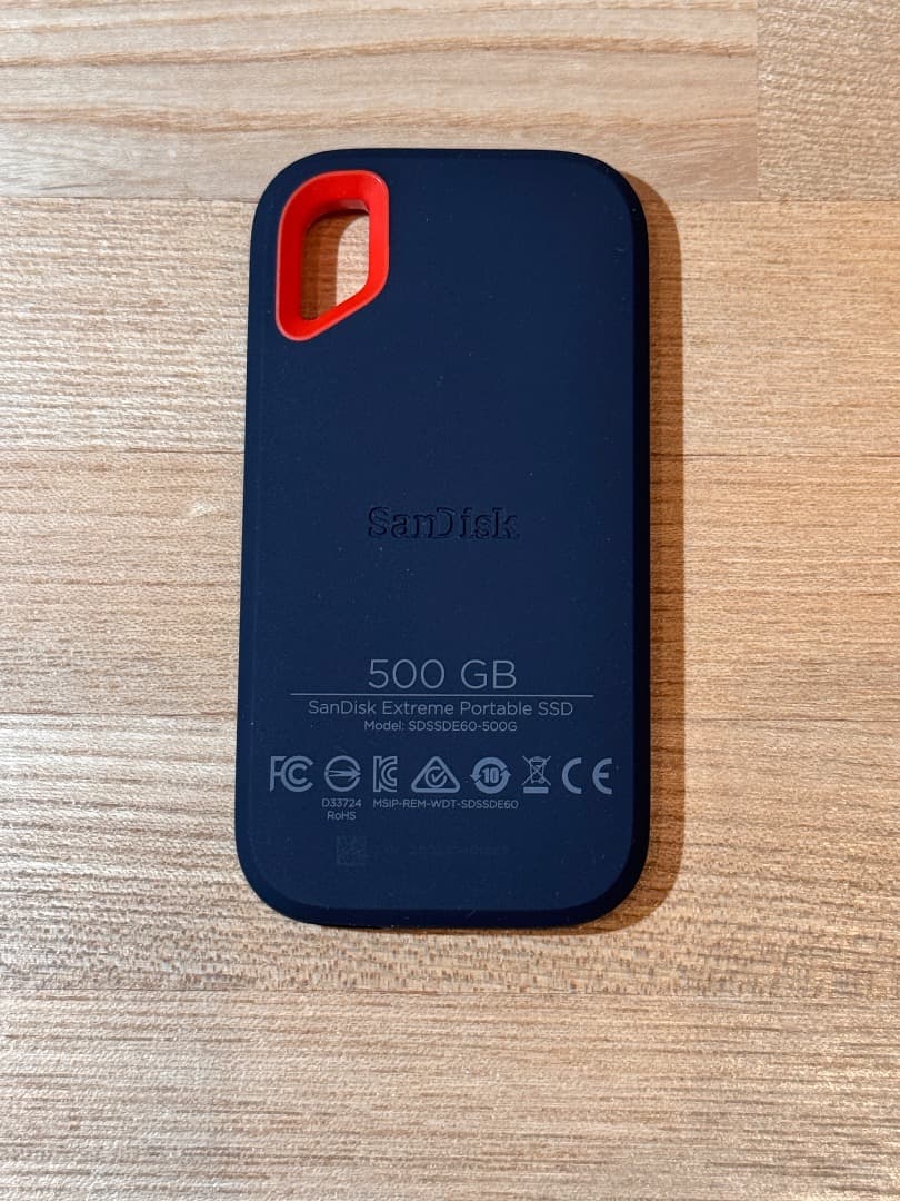 SanDisk Extreme ポータブルSSD 500GB(SDSSDE60)