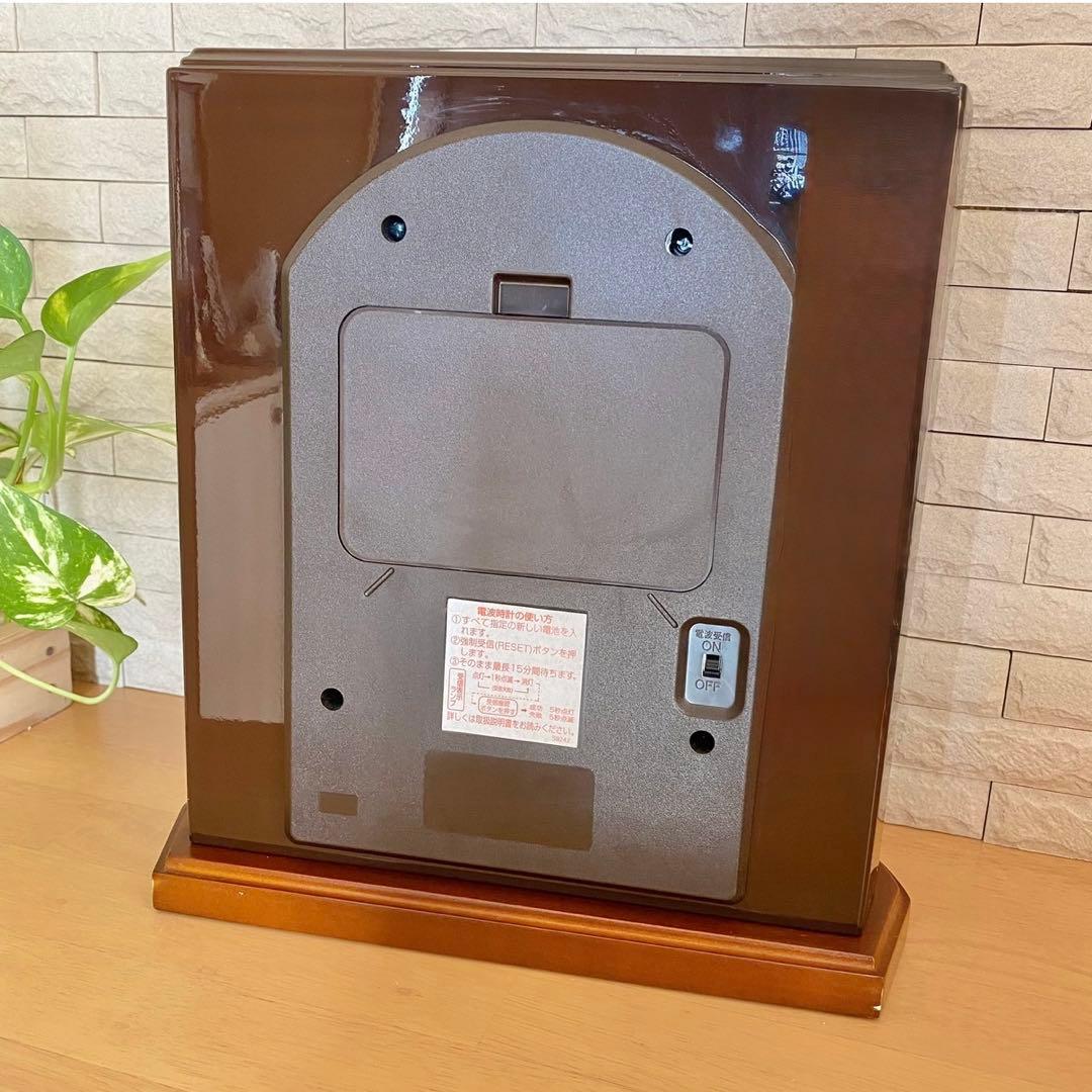 【廃盤品】 リズム RHYTHM 電波時計 置き時計 回転　4RY701HG04
